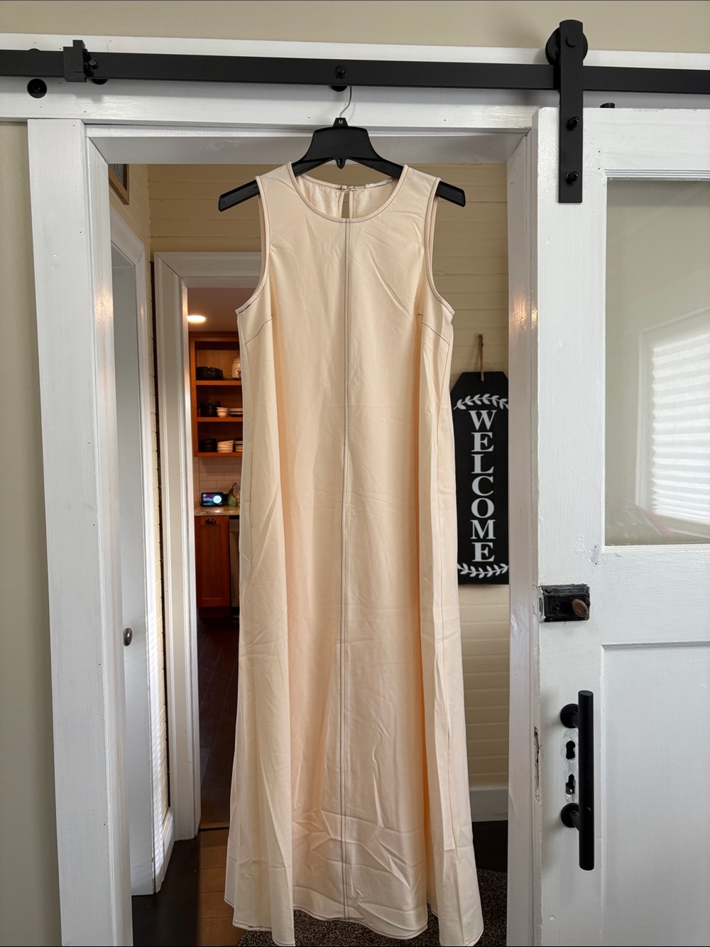 Le Lis Sleeveless Cream Maxi Dress